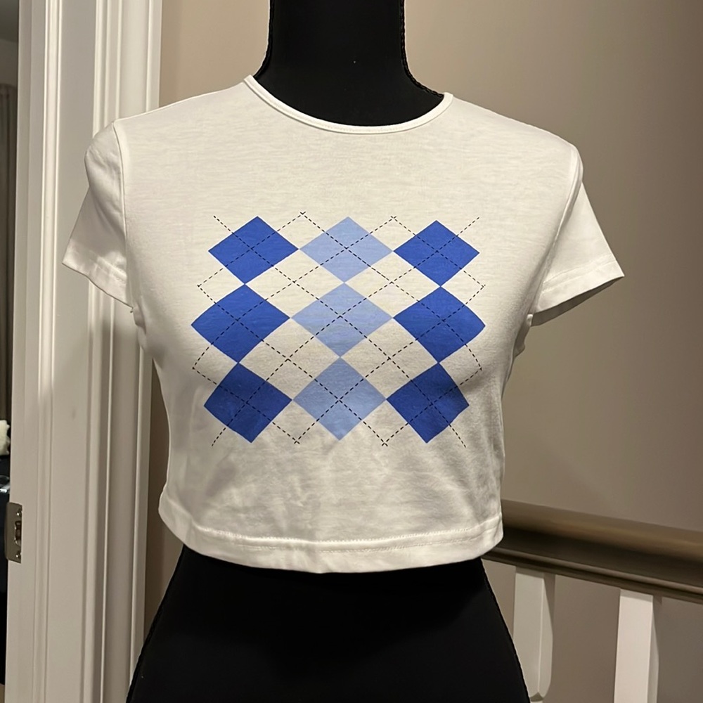 SHEIN, M, white